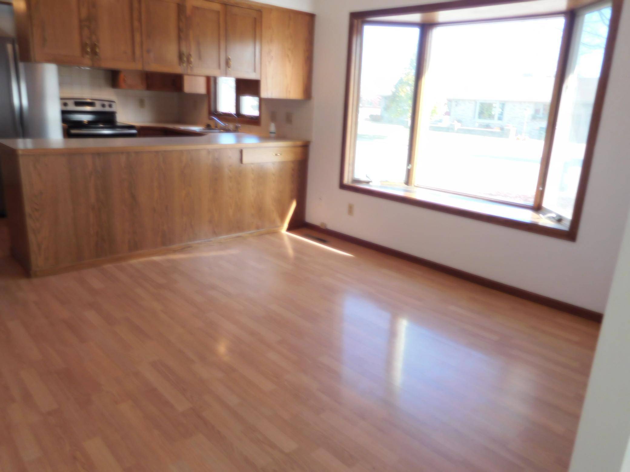 314 10th Ave SE, Elbow Lake, MN 56531