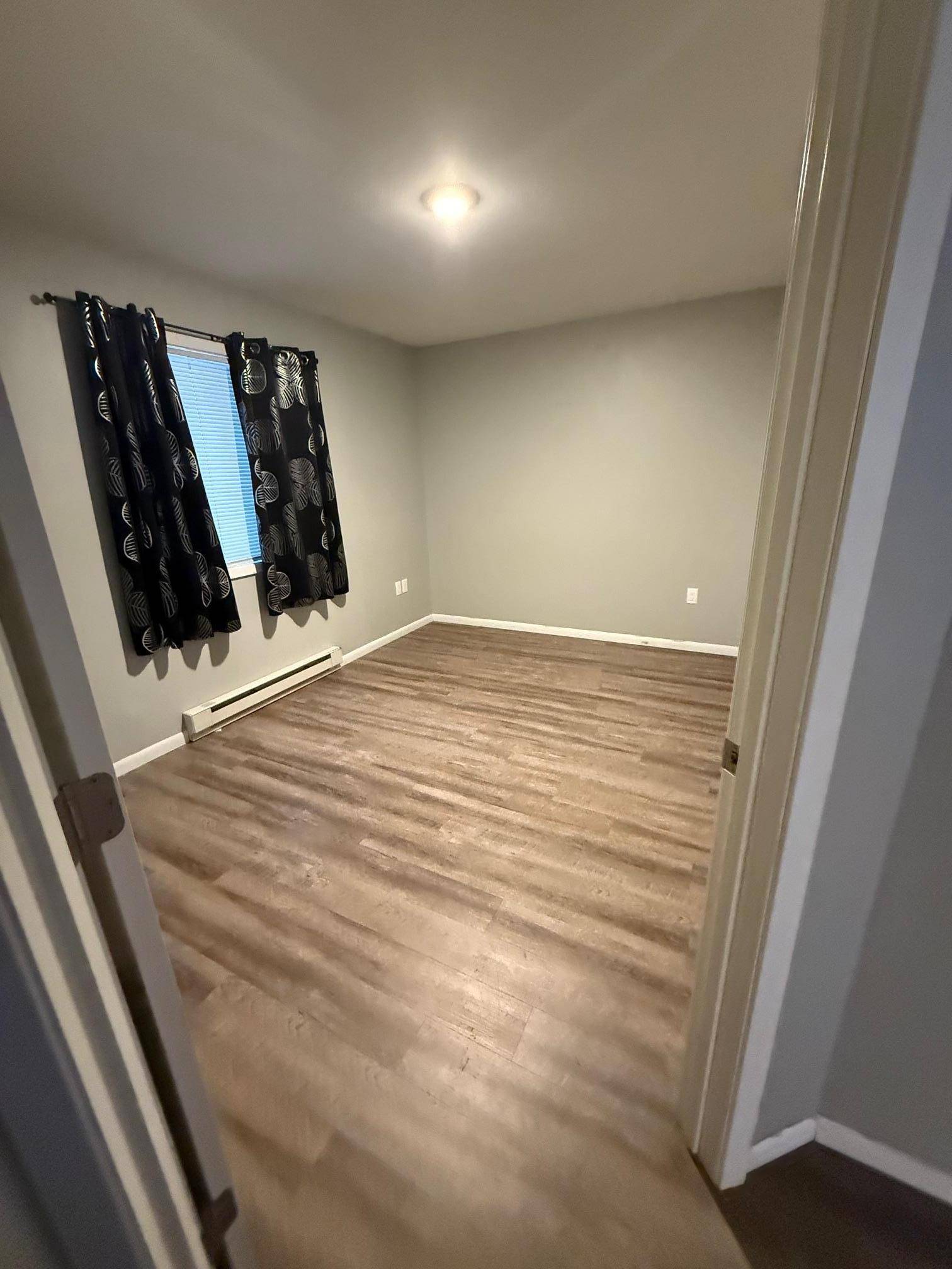 204 W Poplar AVE #Unit A, Badger, MN 56714