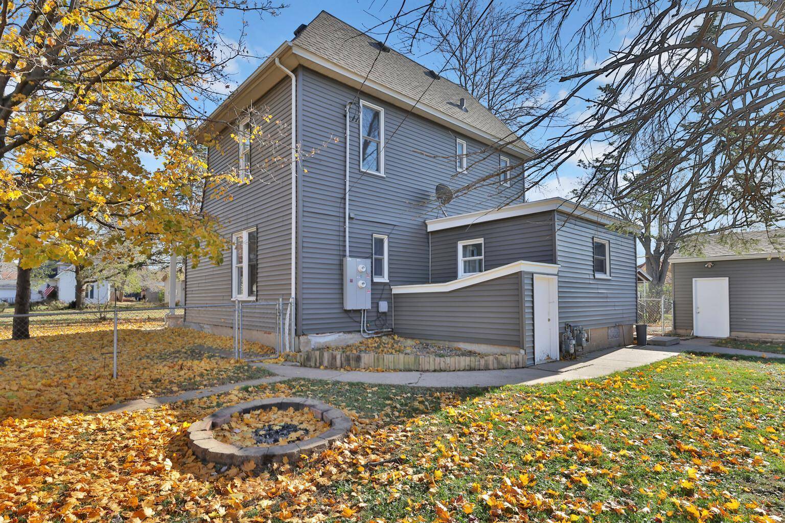 1233 7th ST, Hudson, WI 54016