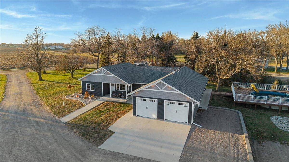 4010 40th AVE SW, Montevideo, MN 56265
