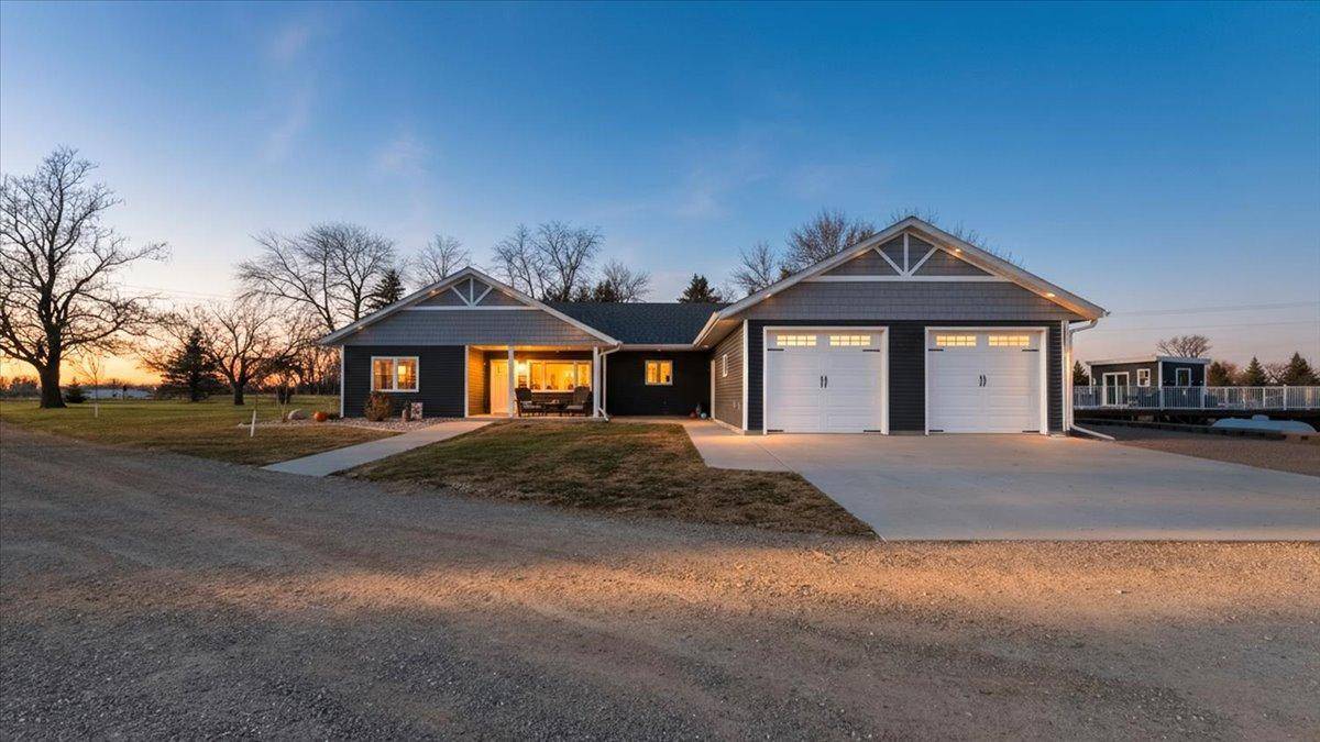 4010 40th AVE SW, Montevideo, MN 56265
