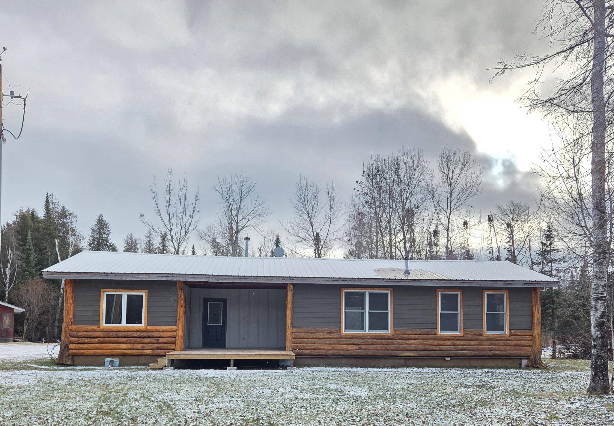 9289 Dawson RD NW, Angle Inlet, MN 56711