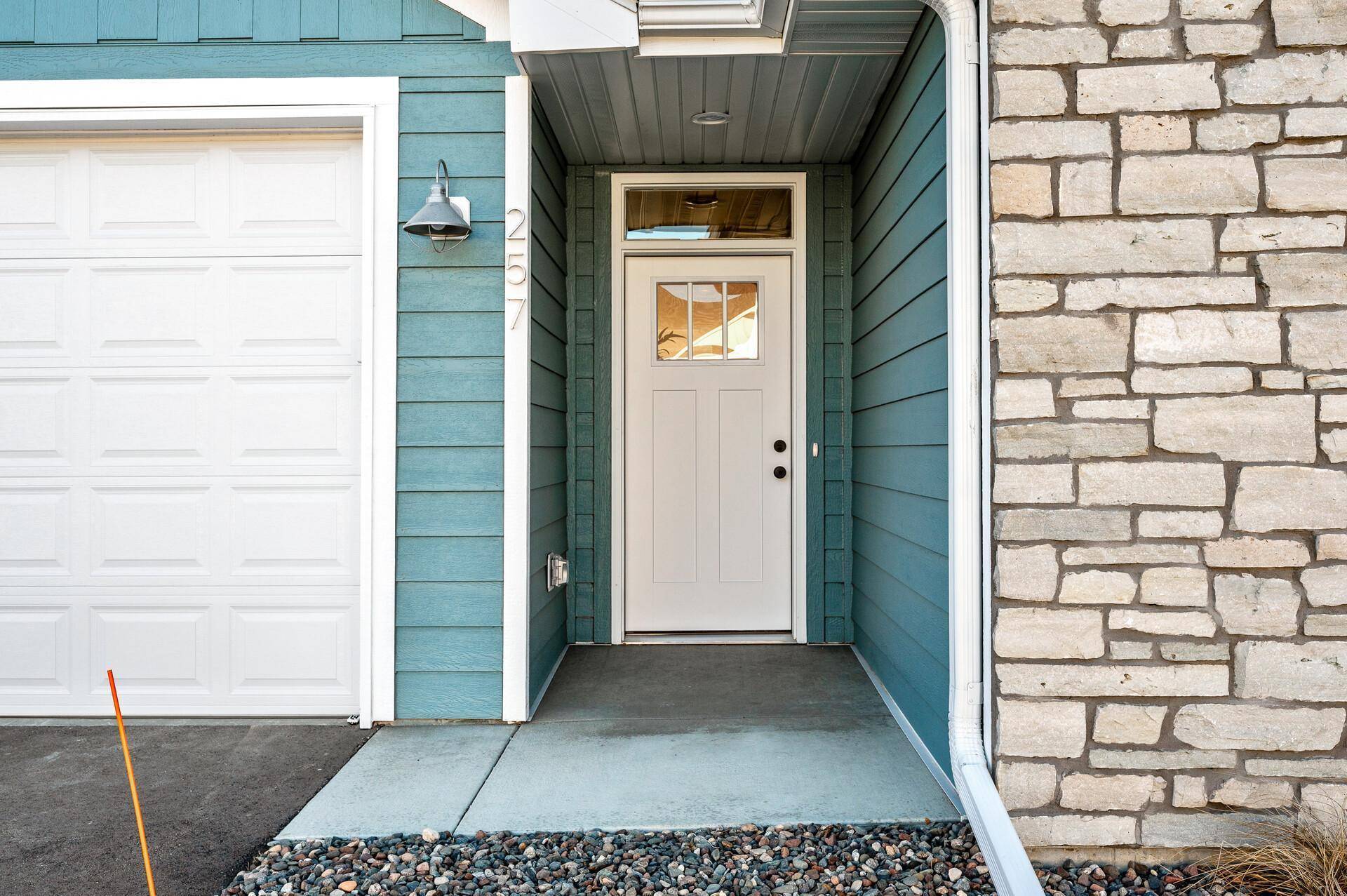 335 Liberty DR, Hanover, MN 55341