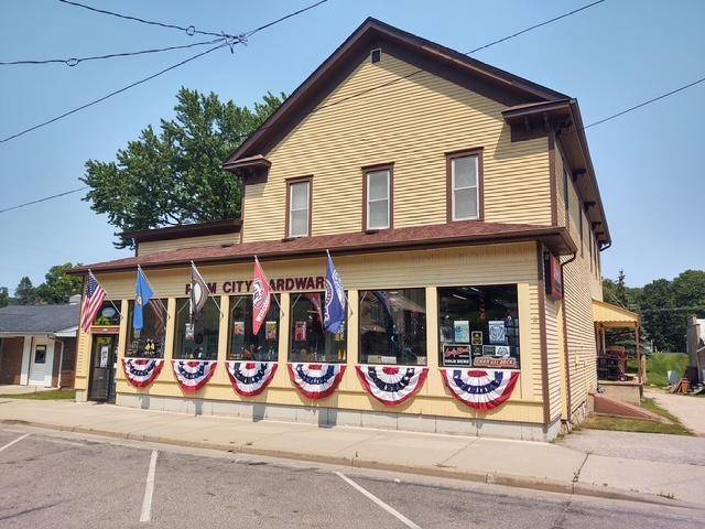 407 Main ST, Plum City, WI 54761