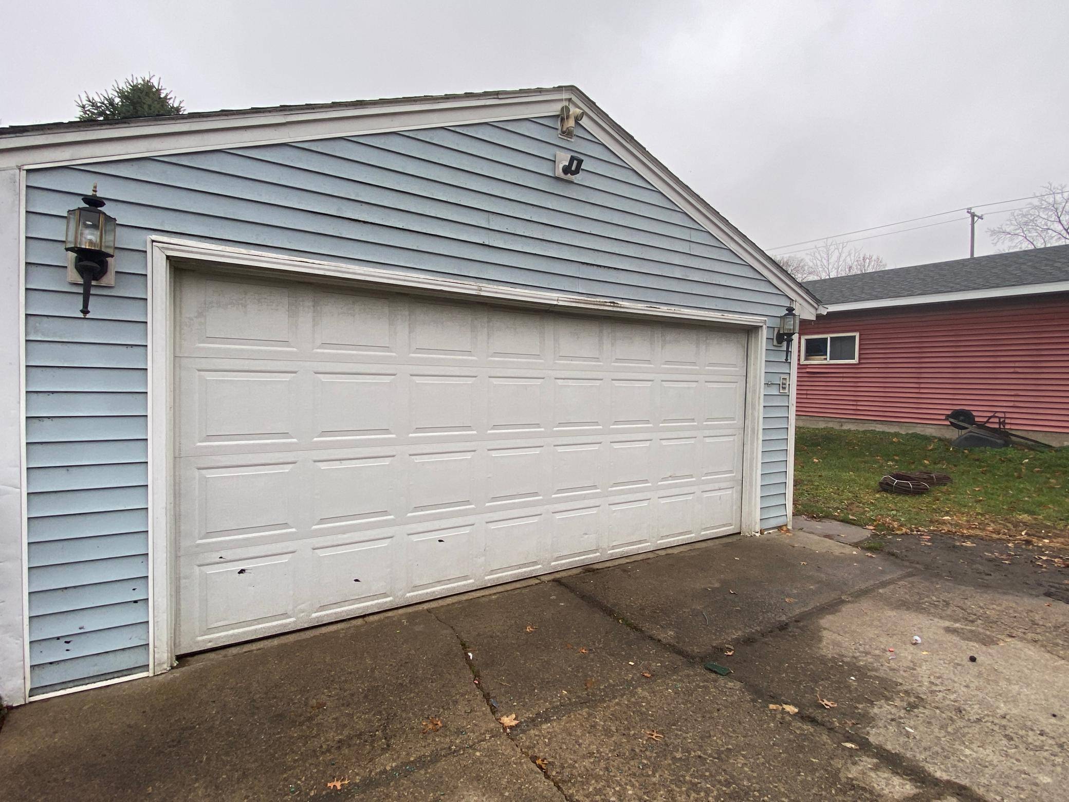 304 E 3rd ST, Albert Lea, MN 56007