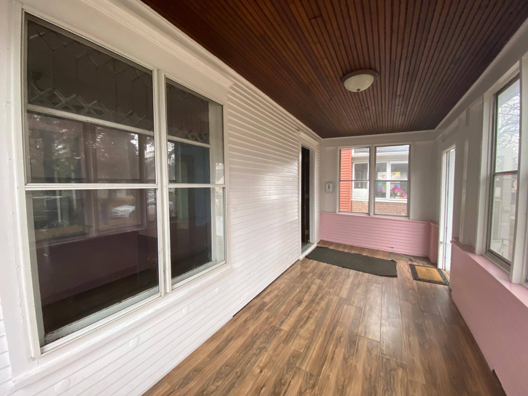 304 E 3rd ST, Albert Lea, MN 56007