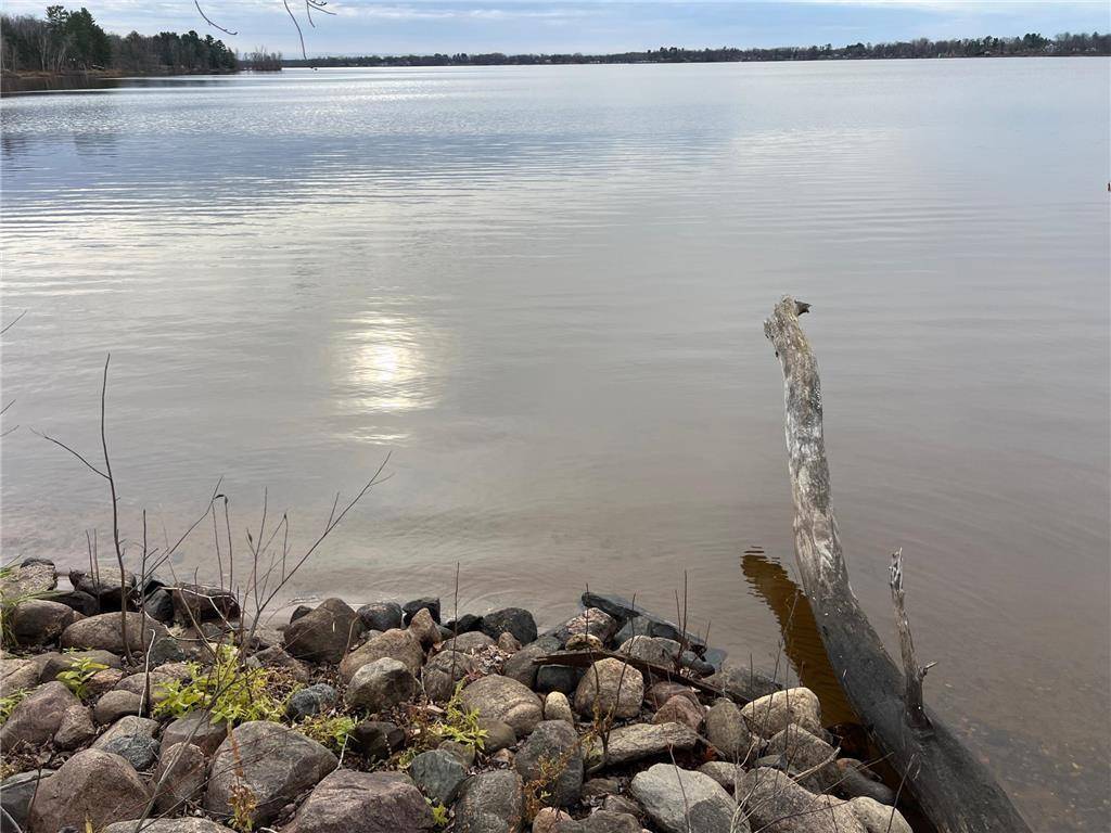 000 Maple Knoll Rd, Pine City, MN 55063