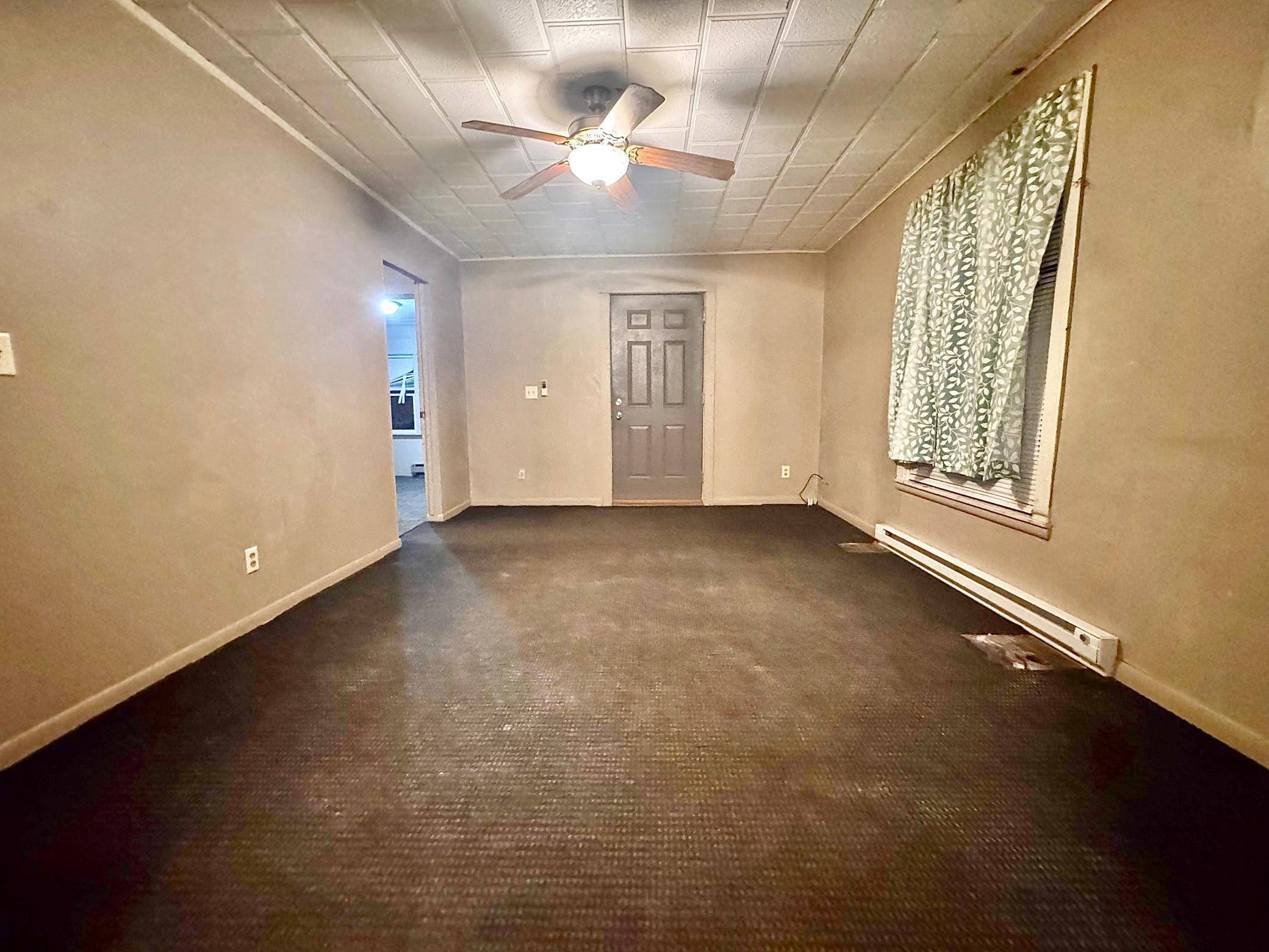 205 W Marshall ST, Marshall, MN 56258