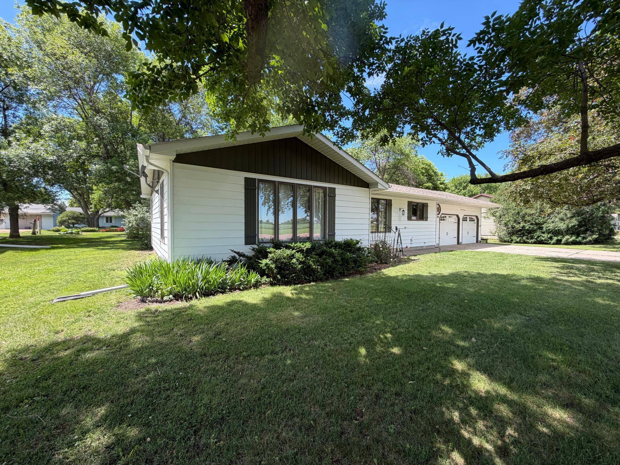 514 Fir AVE, Westbrook, MN 56183