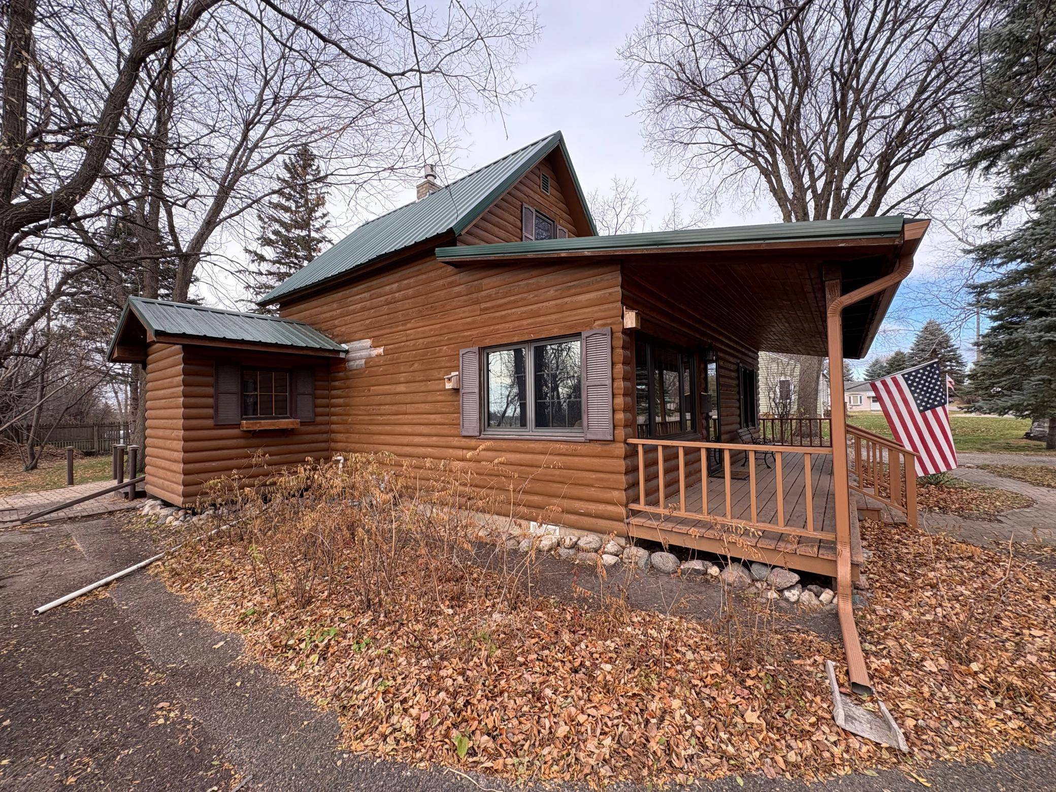 208 21st ST S, Benson, MN 56215