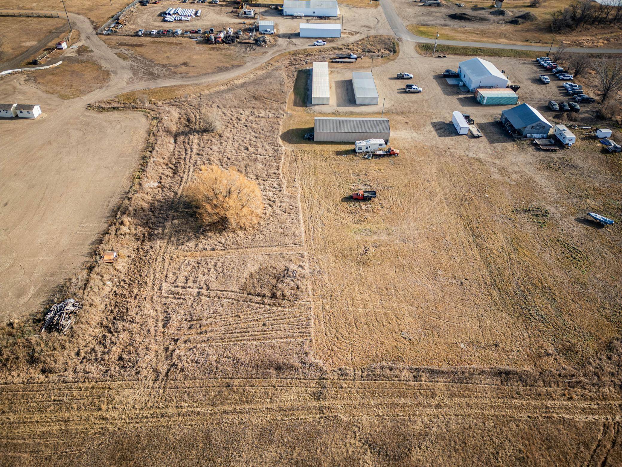 708 10th AVE W, Lisbon, ND 58054
