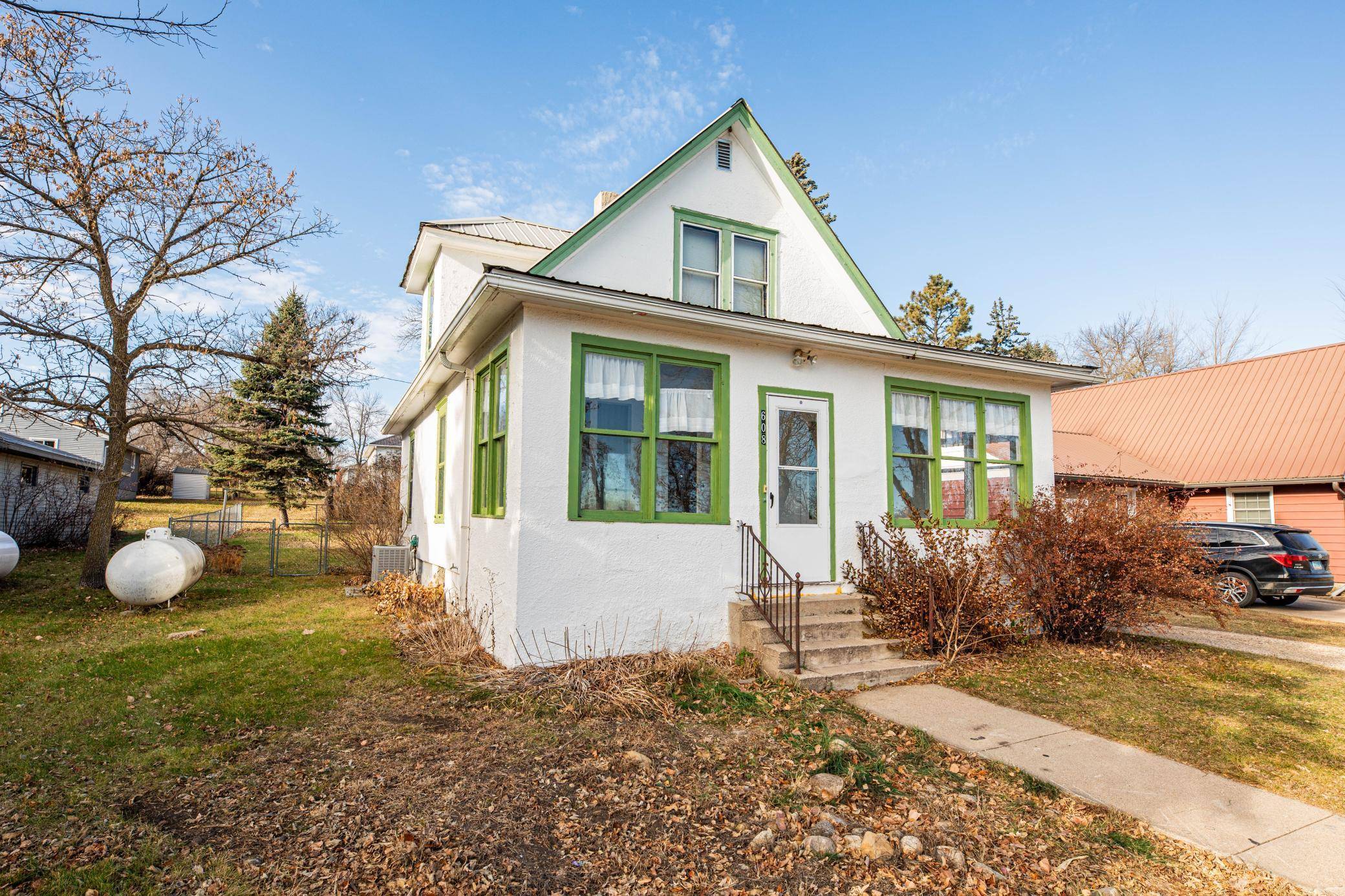 608 Ash ST, Lisbon, ND 58054