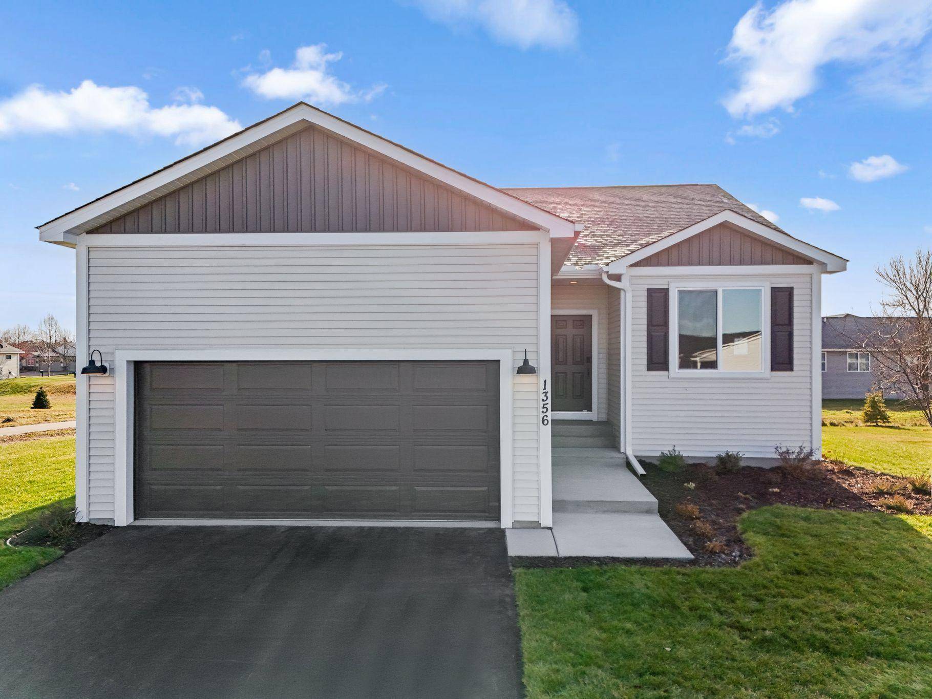 1356 Wisteria LN, New Richmond, WI 54017