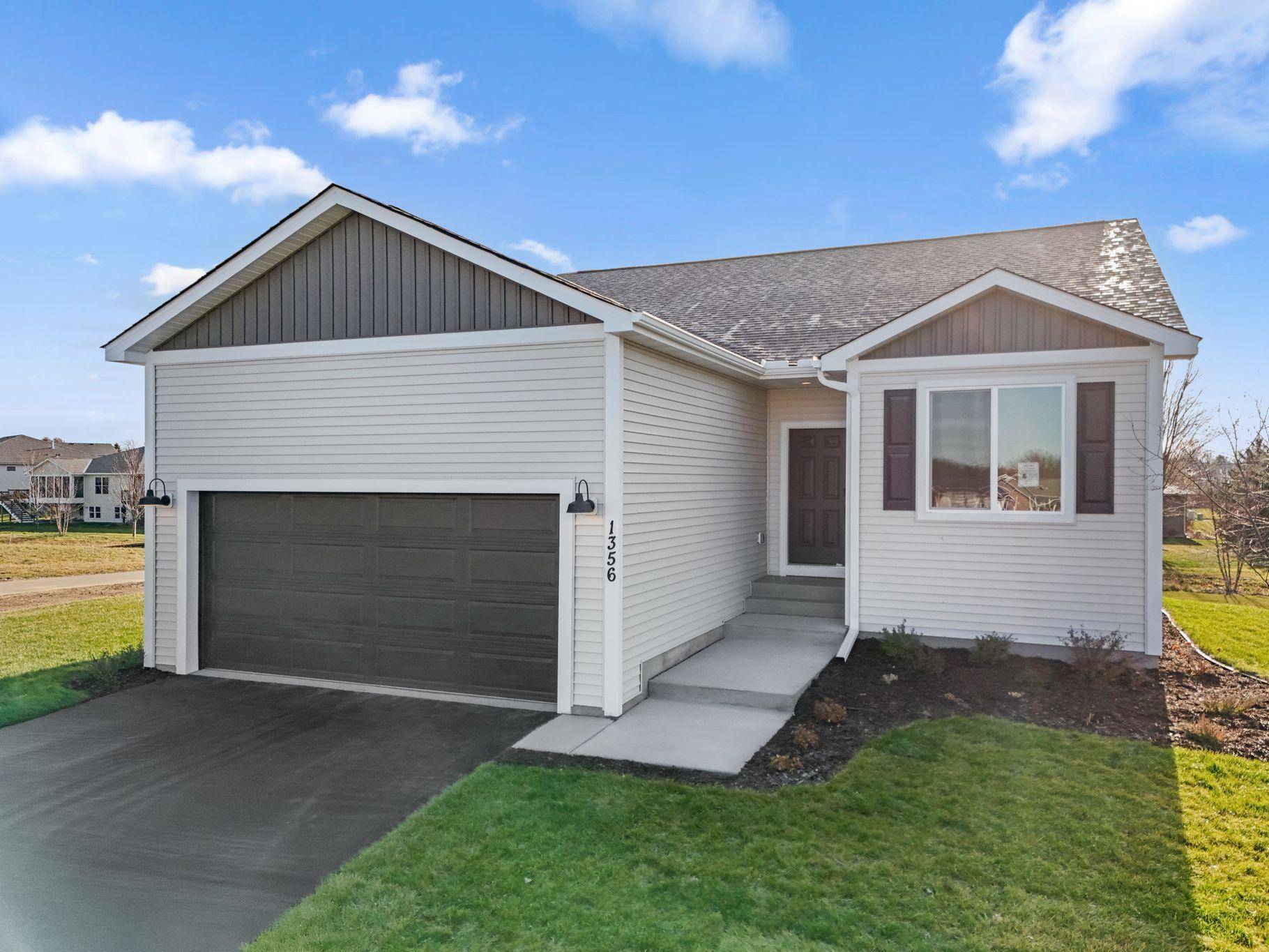 1356 Wisteria LN, New Richmond, WI 54017