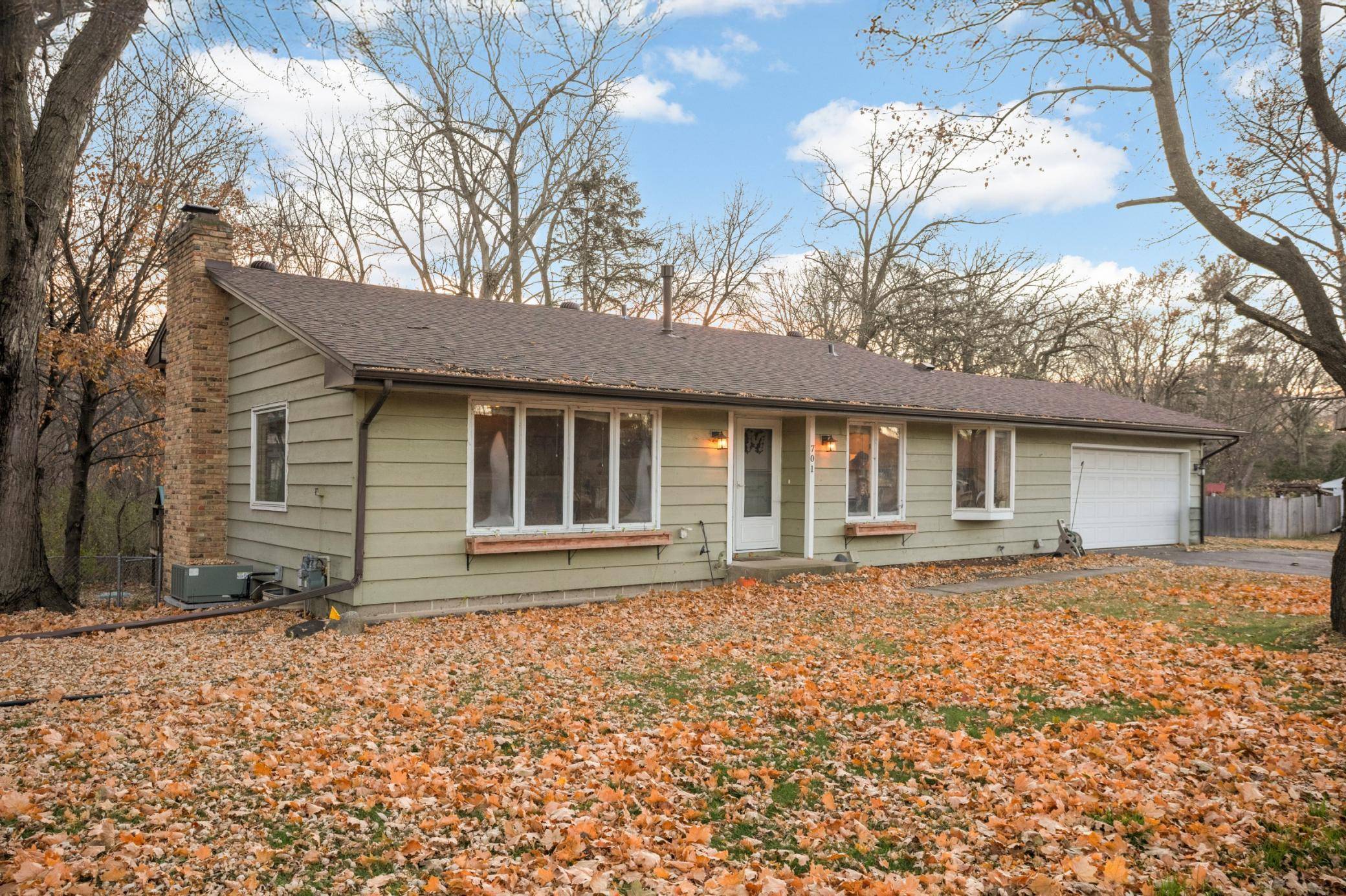 701 E 134th ST, Burnsville, MN 55337
