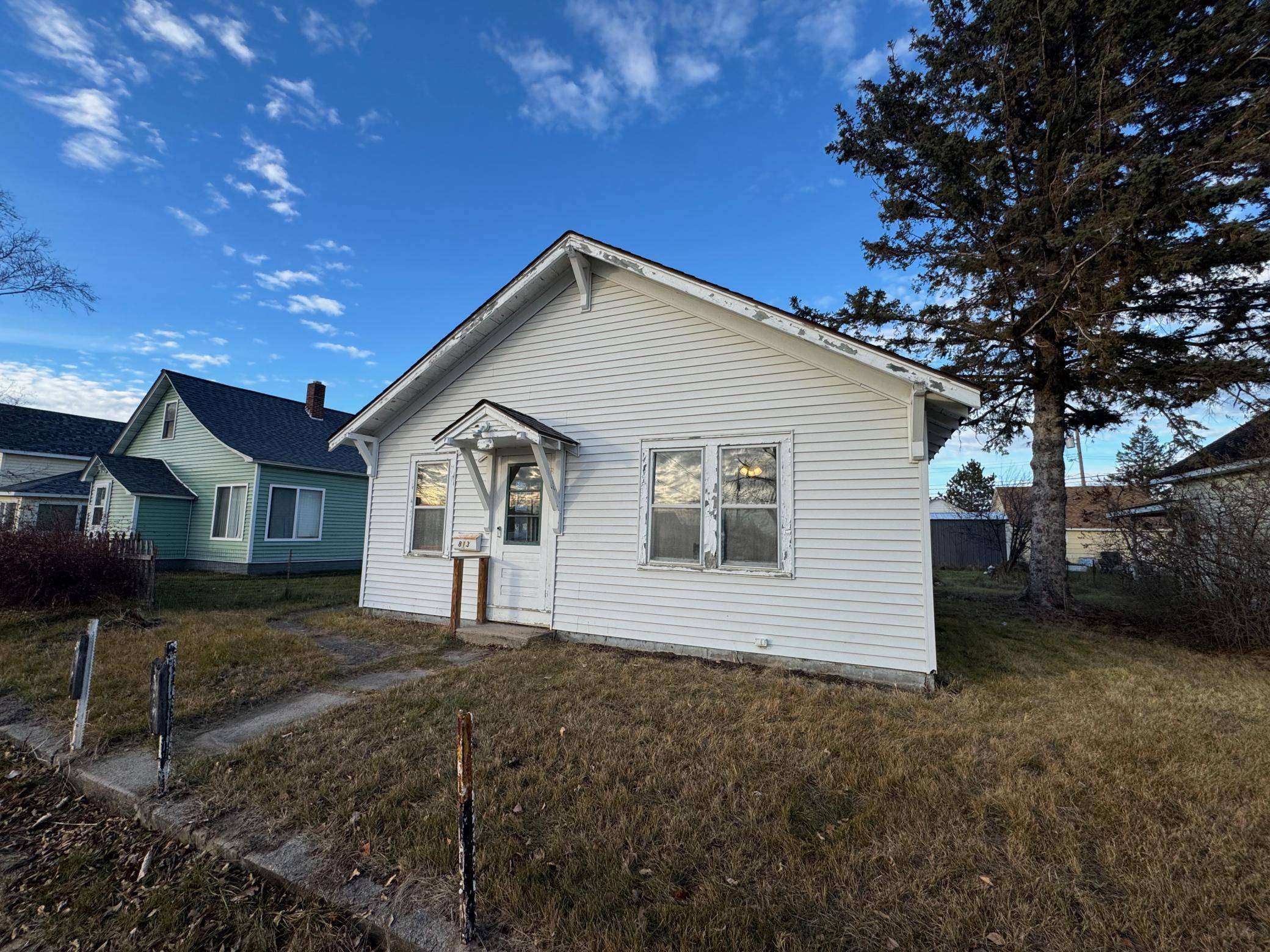 813 4th ST SE, Bemidji, MN 56601