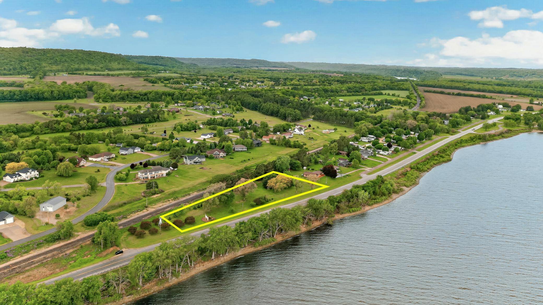 36724 Highway 61 BLVD, Lake City, MN 55041