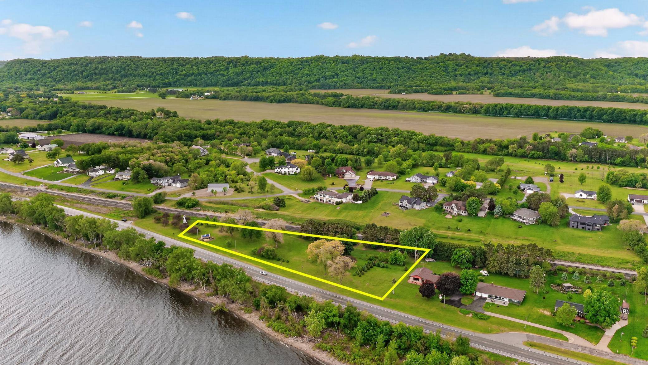 36724 Highway 61 BLVD, Lake City, MN 55041