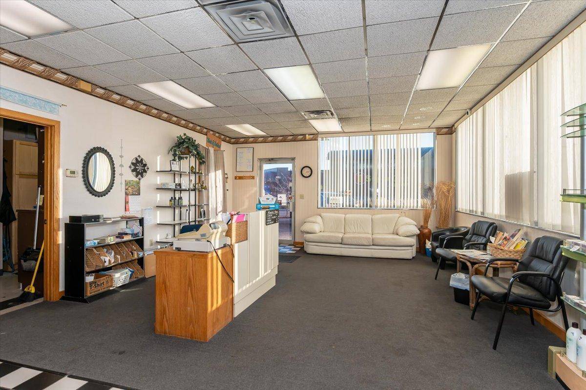 222 N Central AVE, Duluth, MN 55807