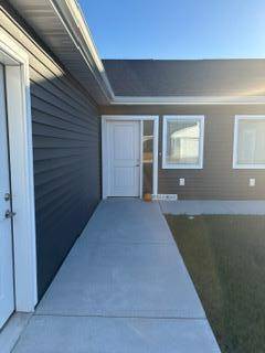 1037 Village LN, Detroit Lakes, MN 56501