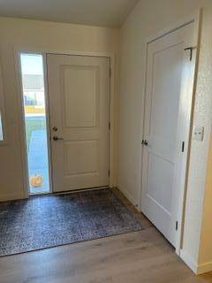 1037 Village LN, Detroit Lakes, MN 56501