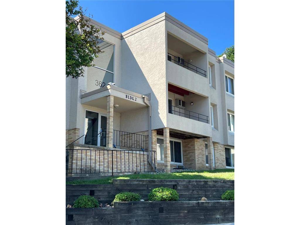362 Elton Hills DR NW #18, Rochester, MN 55901