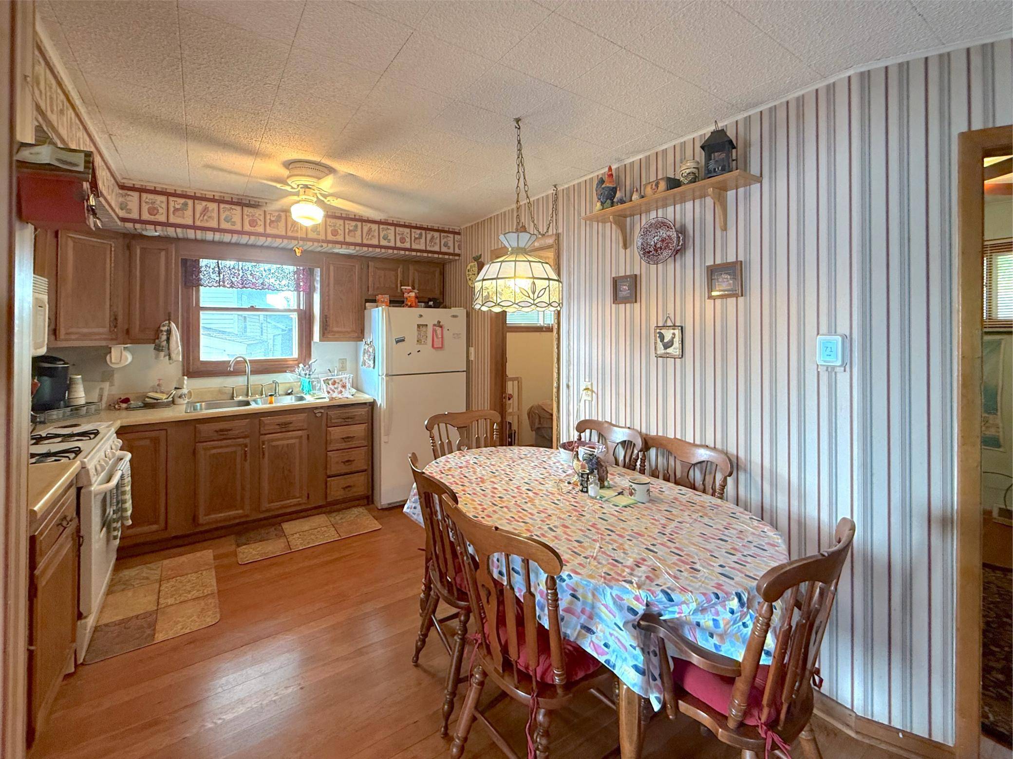 10910 Gulden AVE NW, Maple Lake, MN 55358