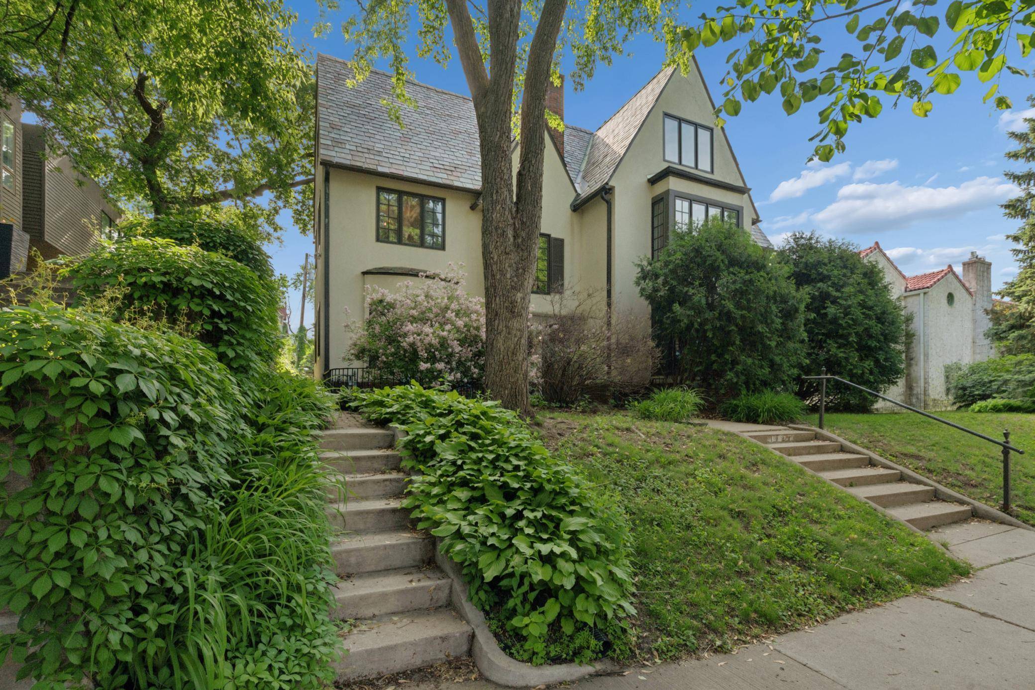 1721 Humboldt AVE S, Minneapolis, MN 55403