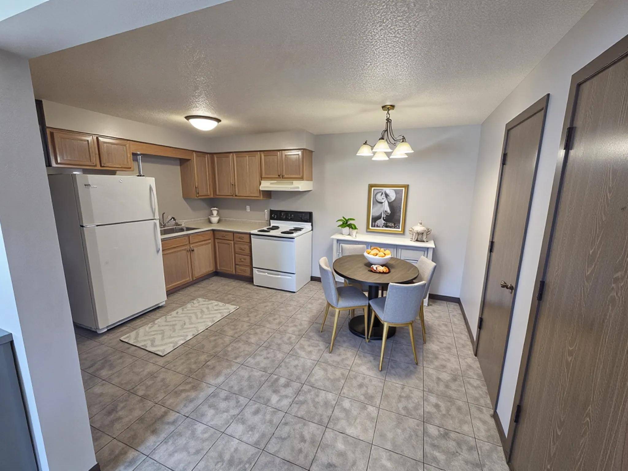 1918 Greenwood ST E, Thief River Falls, MN 56701