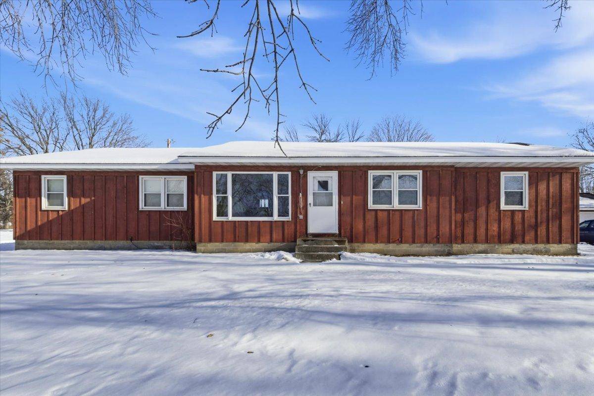 3575 Vermillion ST, Hastings, MN 55033
