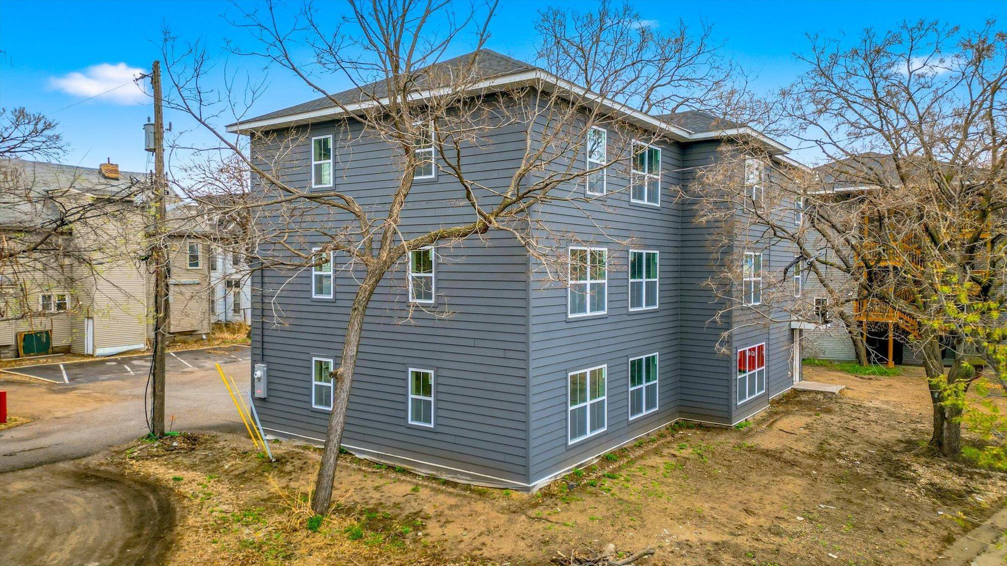 814 6th ST SE, Minneapolis, MN 55414