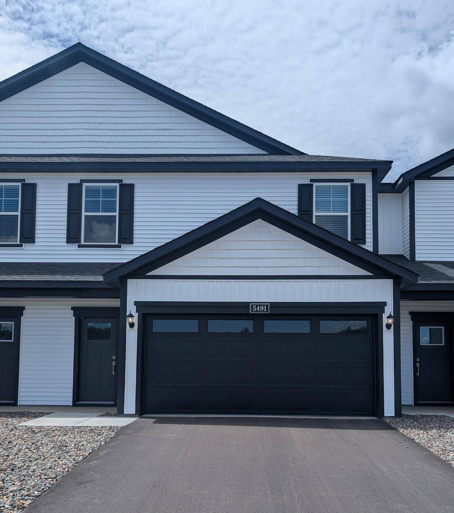 5491 Fall Meadow TRL, North Branch, MN 55056