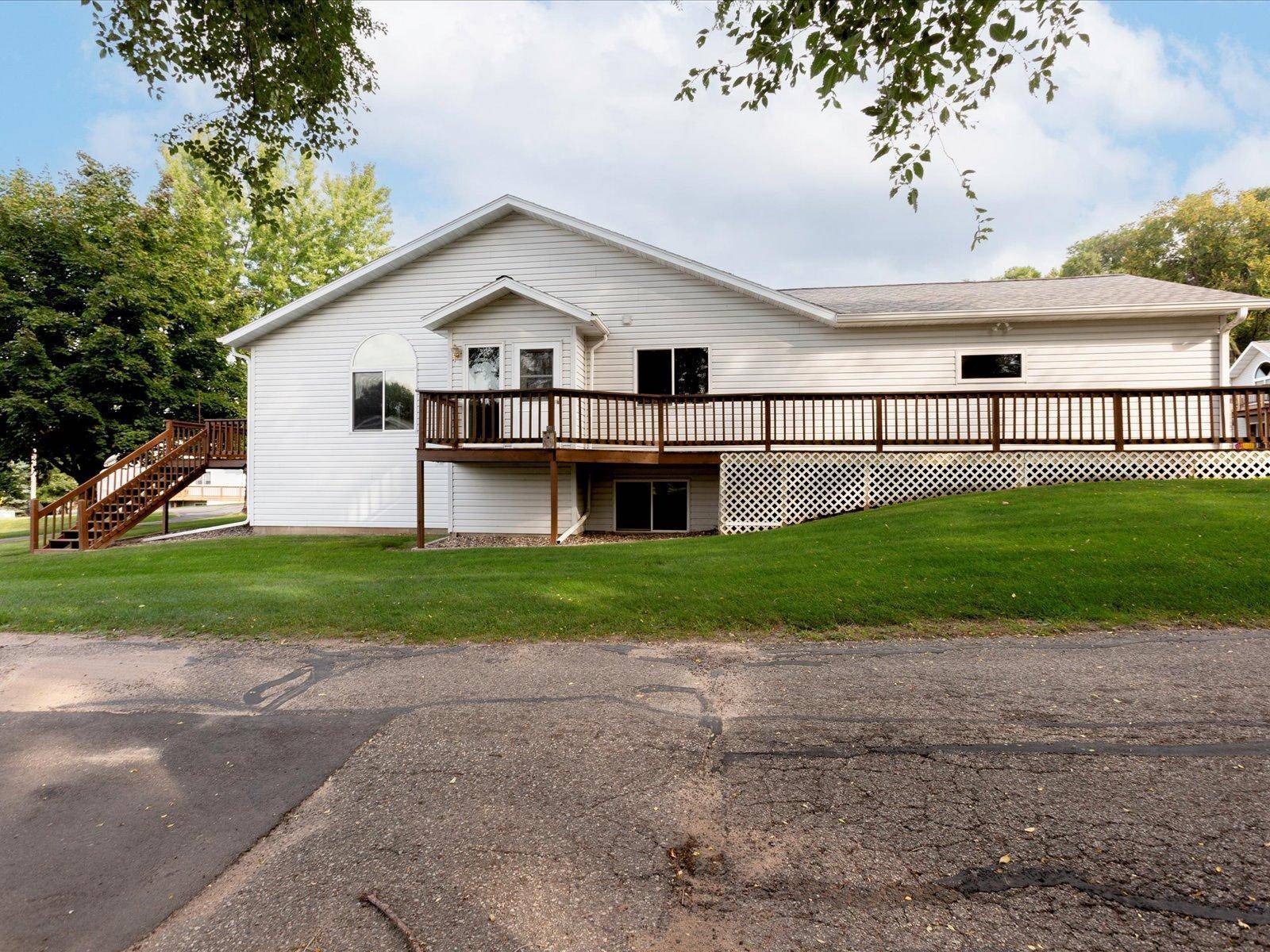 412 Lee ST #A, Durand, WI 54736