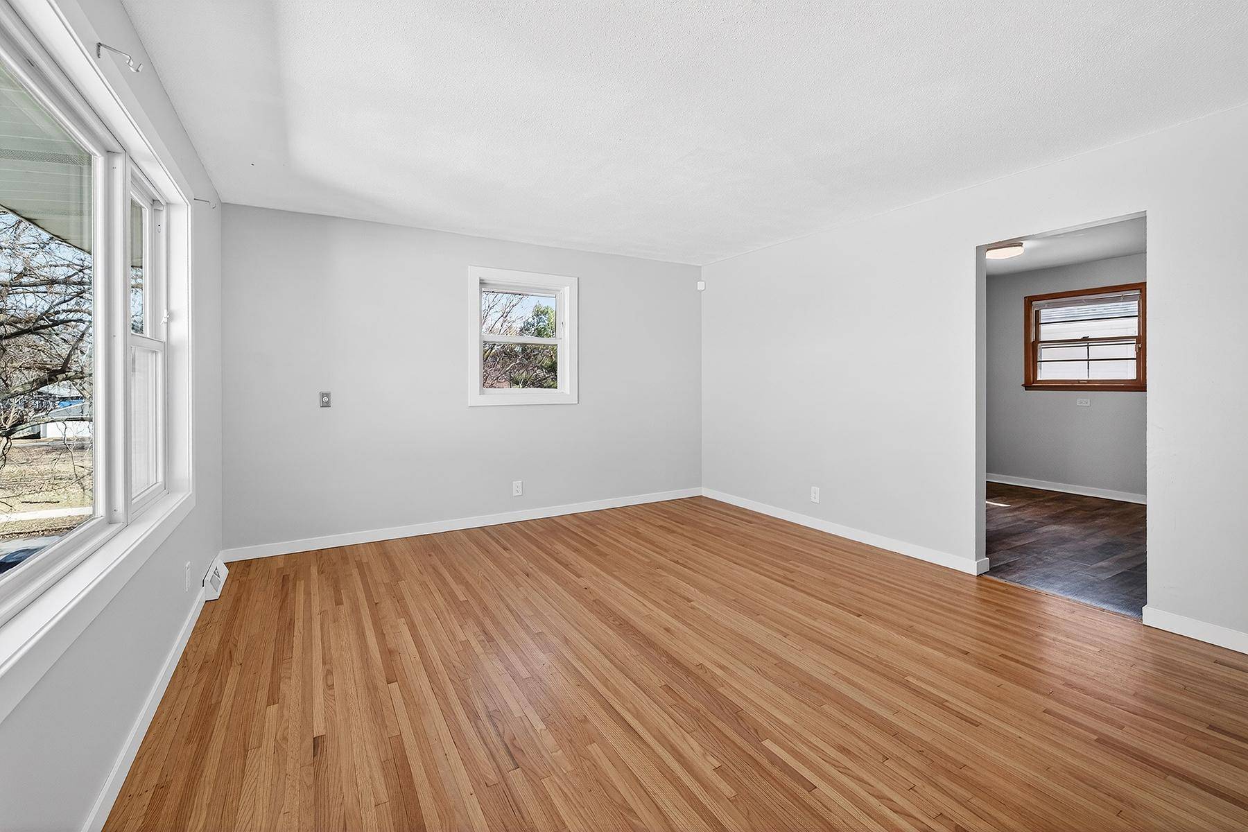 5844 Washburn AVE S, Minneapolis, MN 55410