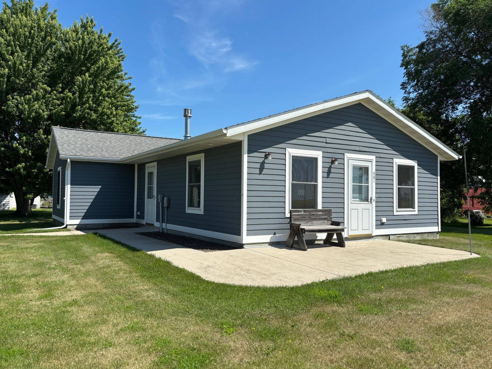 401 Joe Horachek ST E, Goodridge, MN 56725