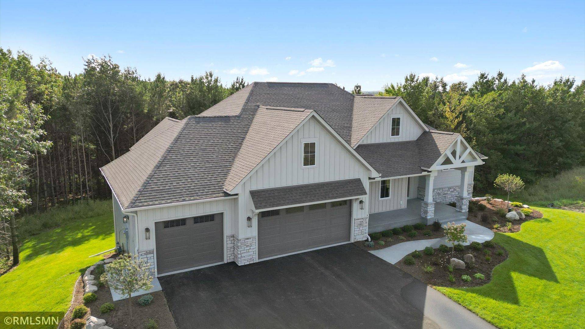 10484 56th PL N, Lake Elmo, MN 55042