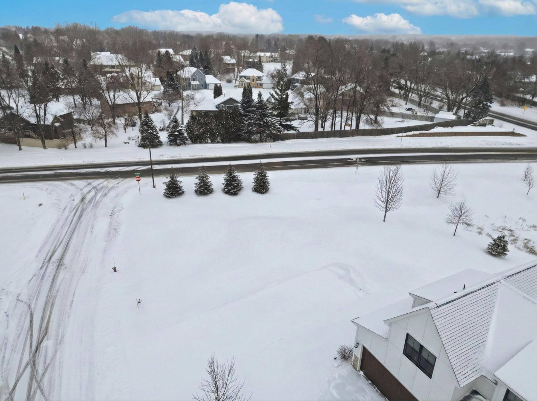 3998 Haven Woods CT, Eagan, MN 55123