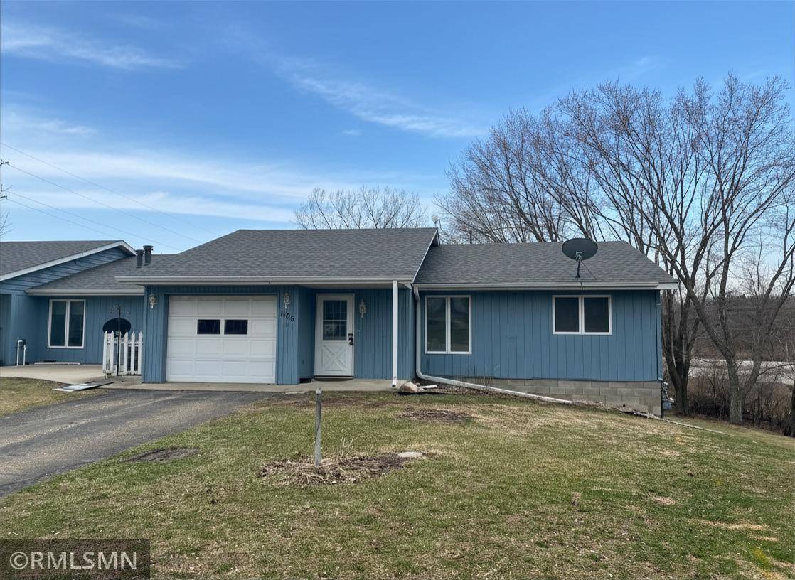 1105 Park ST W #3, Cannon Falls, MN 55009