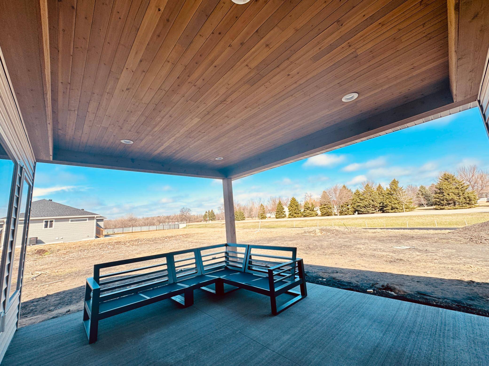 4736 Hampton LOOP S, Moorhead, MN 56560