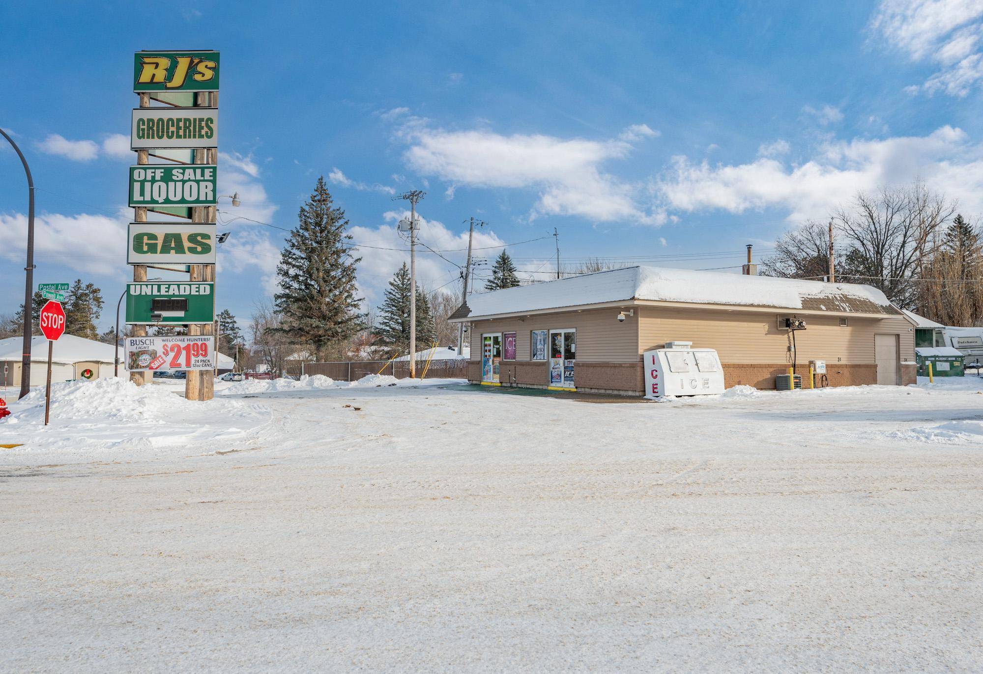 504 Powell AVE, Coleraine, MN 55722