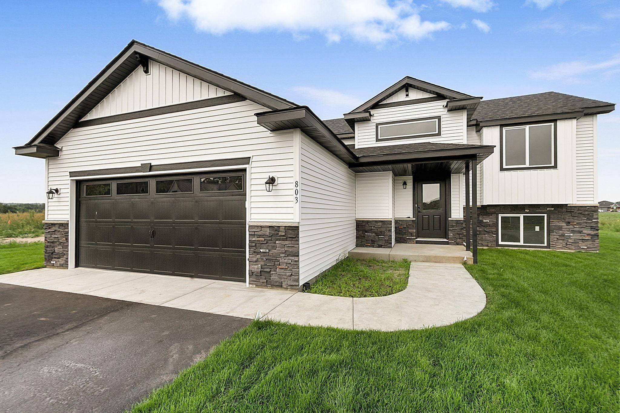 105 Cedar ST, Kimball, MN 55353