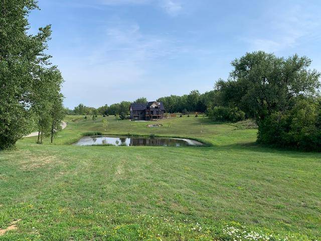 2906 Serenity LN NE, Rochester, MN 55906