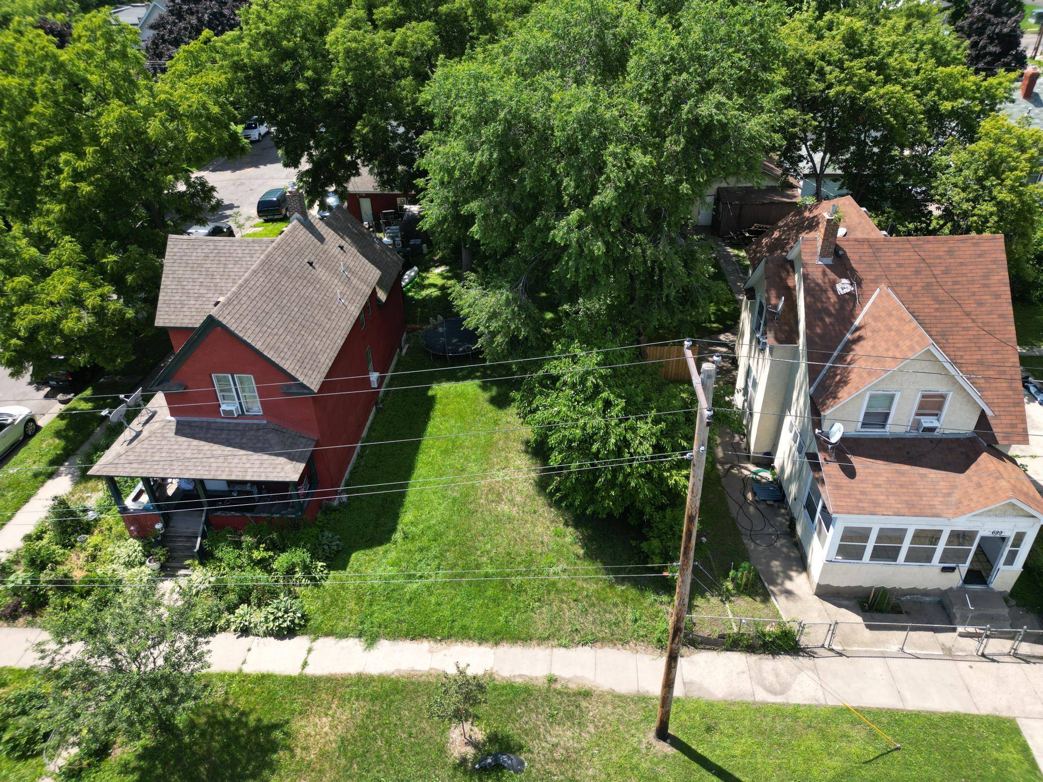 697 Virginia ST, Saint Paul, MN 55103