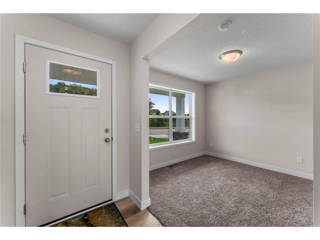 27280 Petes Hill TRL, Elko New Market, MN 55020