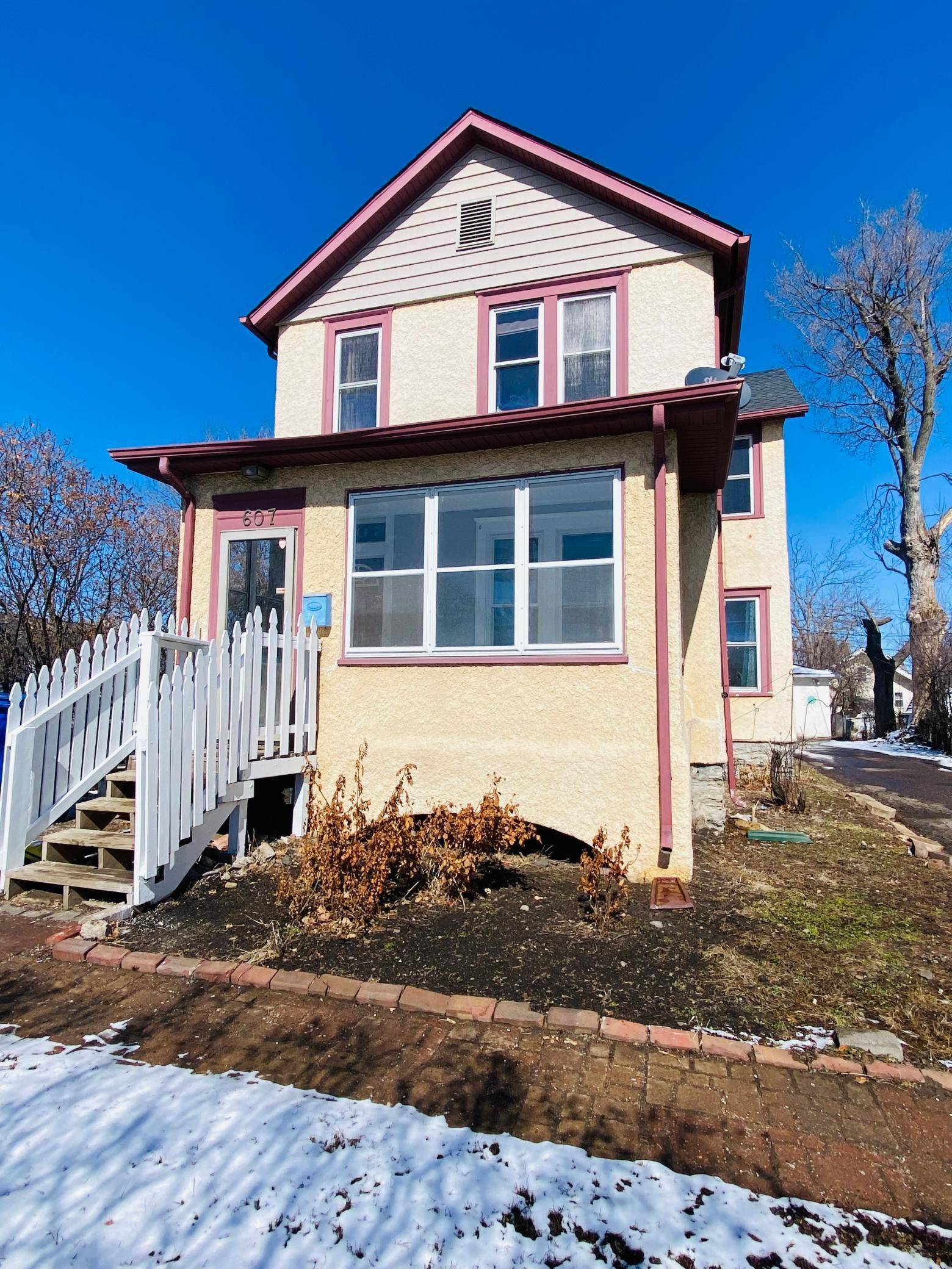 607 Topping ST, Saint Paul, MN 55103