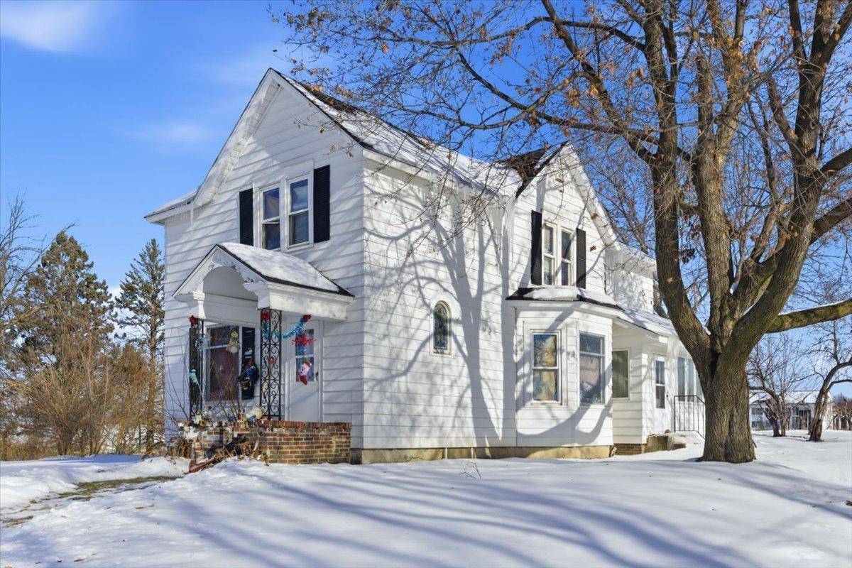 3525 Vermillion ST, Hastings, MN 55033