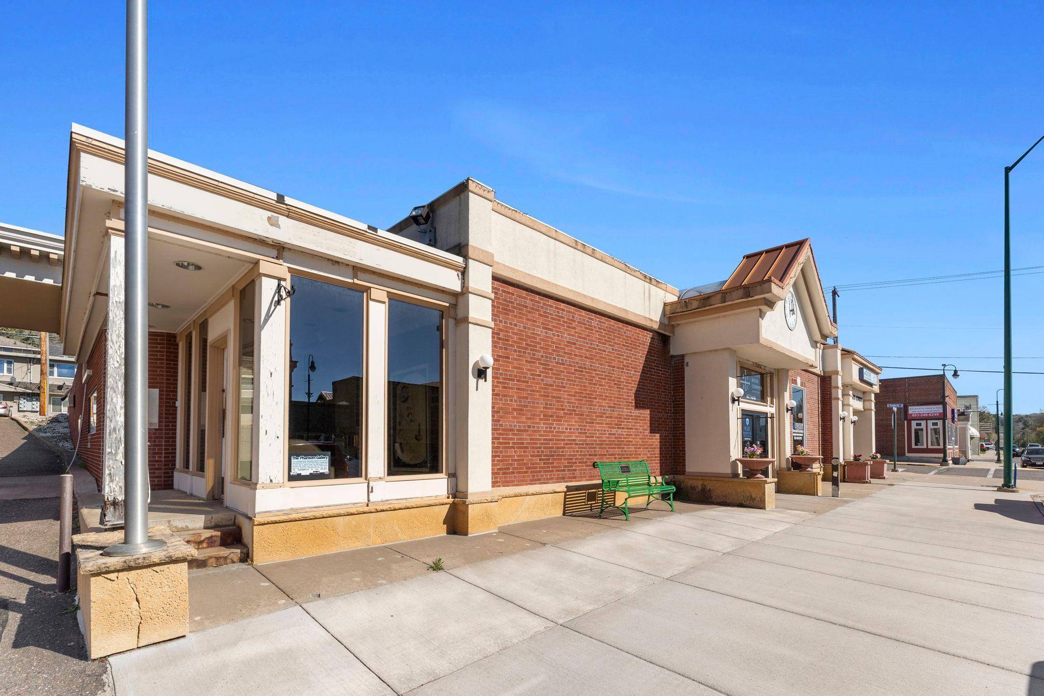 102/106 N Washington ST, Saint Croix Falls, WI 54024