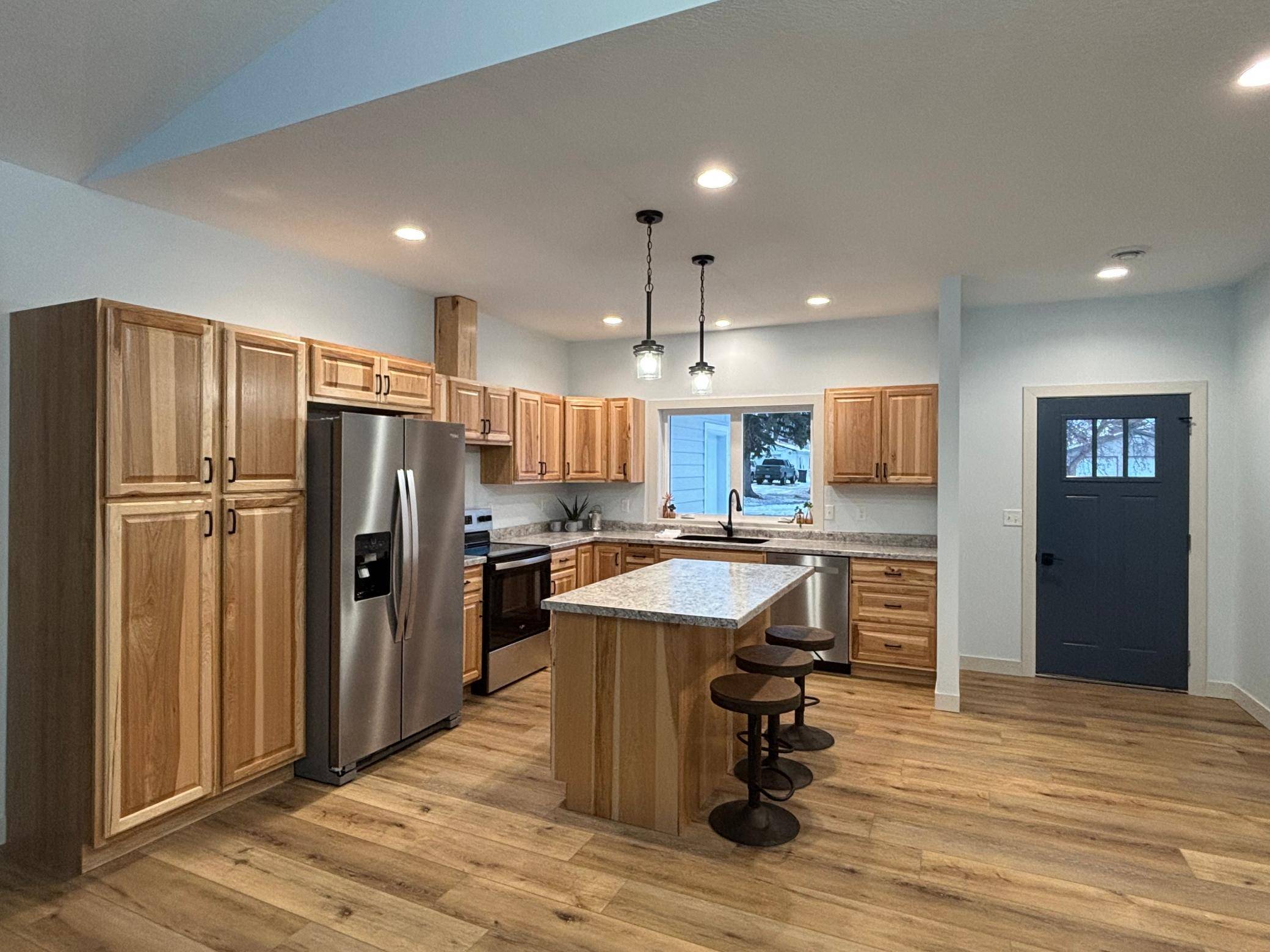 16 Tower ST, Kensington, MN 56343