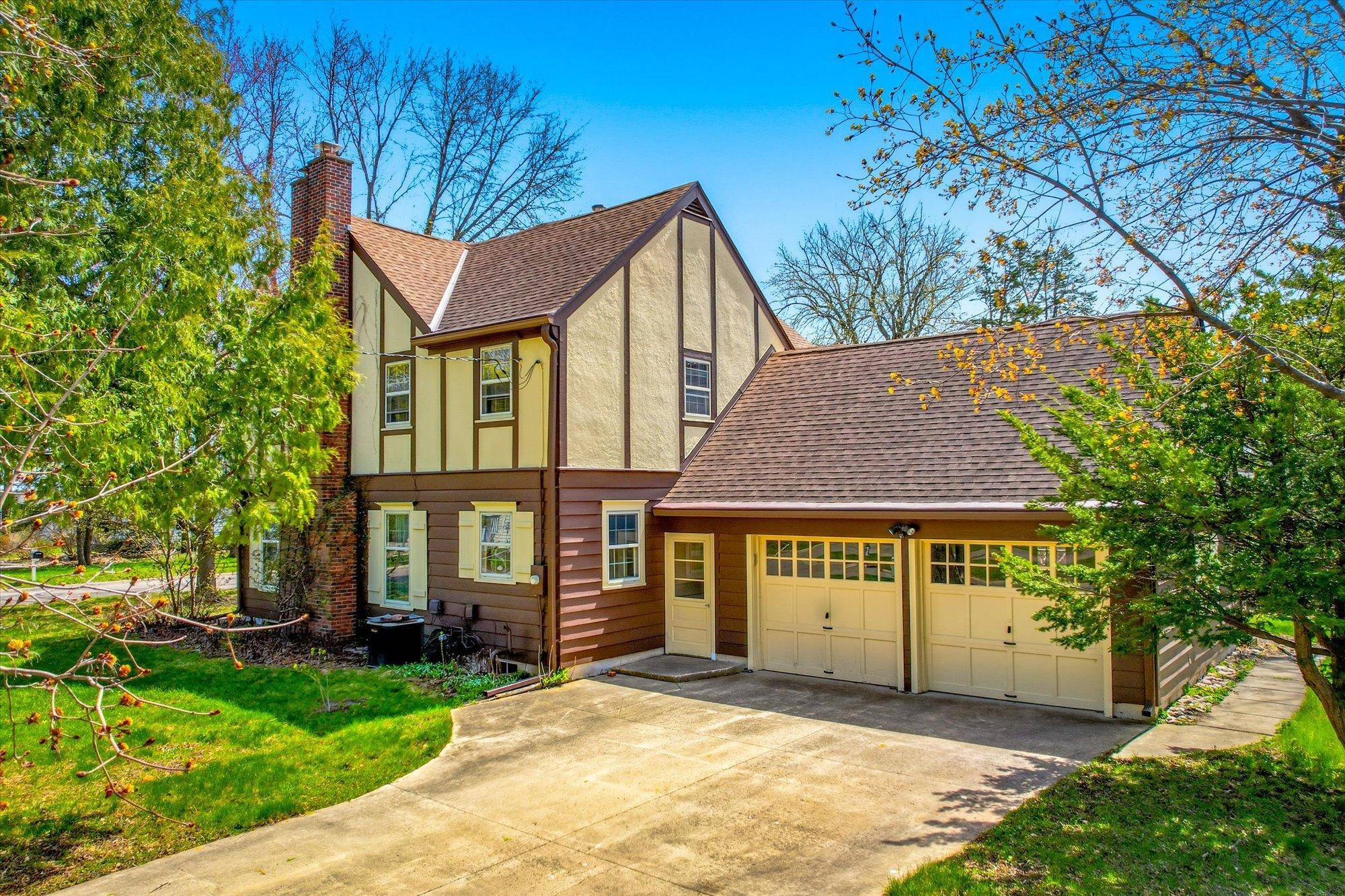 1027 Cedar AVE, Albert Lea, MN 56007