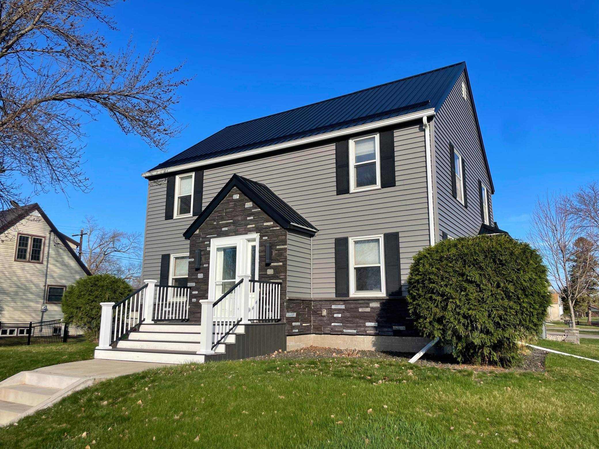 411 Vernon AVE, Morgan, MN 56266